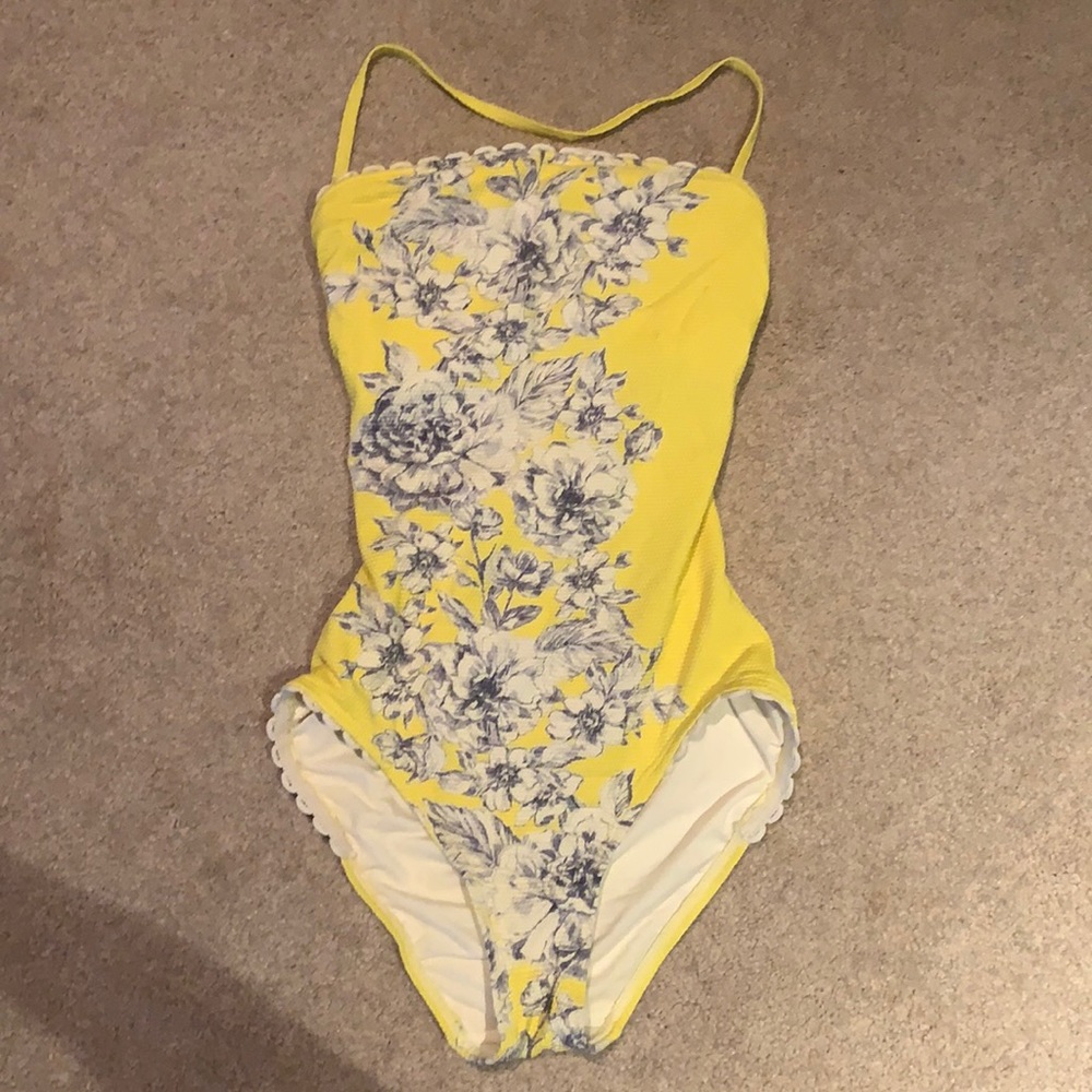 Juicy Couture lace up back swimsuit Size P LN